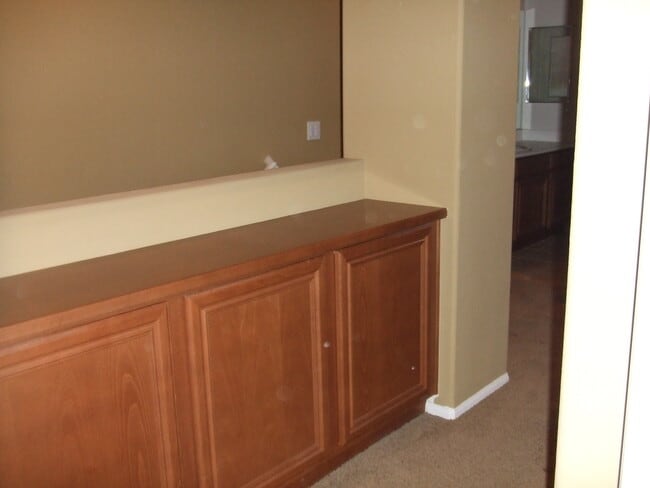Building Photo - 31136 Strawberry Tree Ln