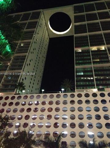 Building Photo - 500 Brickell Ave