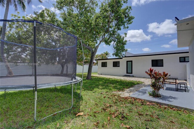 Building Photo - 3517 NW 179th St