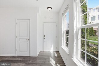 Building Photo - 14814 Mason Creek Cir