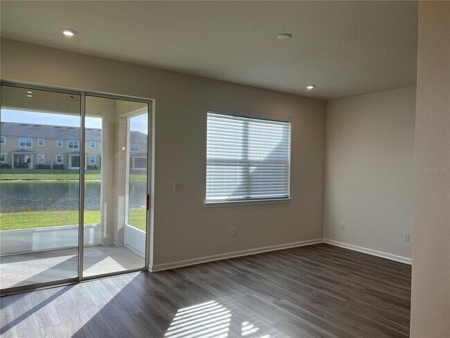 Building Photo - 5531 Pleasantview Ct