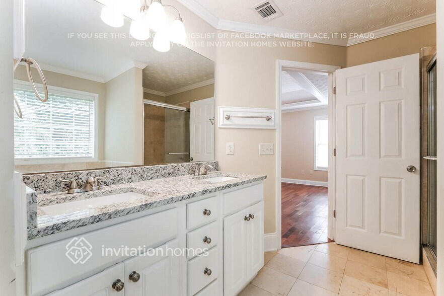 Building Photo - 2839 Wynhaven Oaks Way