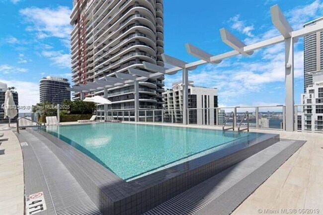 Building Photo - 1100 S Miami Ave