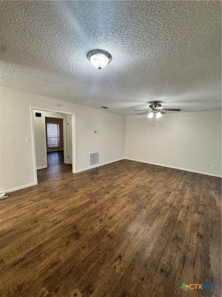 Building Photo - 4006 Retama St