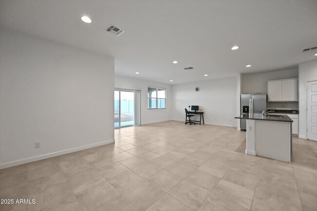 Building Photo - 38180 W Amalfi Ave
