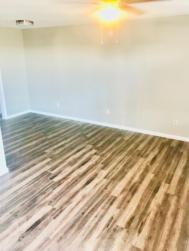 Building Photo - 4005 County Rd 34