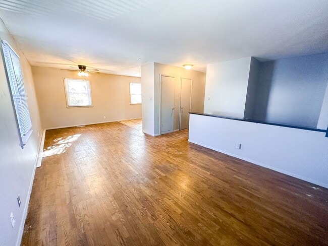 Building Photo - 8415 E 34th St