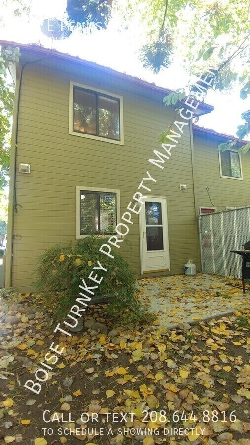 Building Photo - 550 E Pennsylvania St