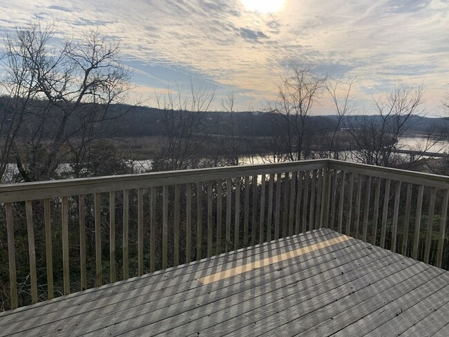 Primary Photo - Duplex Available in Forsyth!