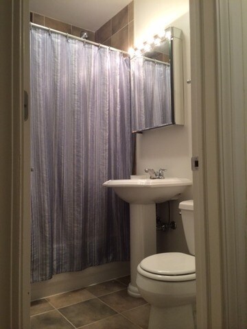Guest Bath - 2128 N Hudson Ave