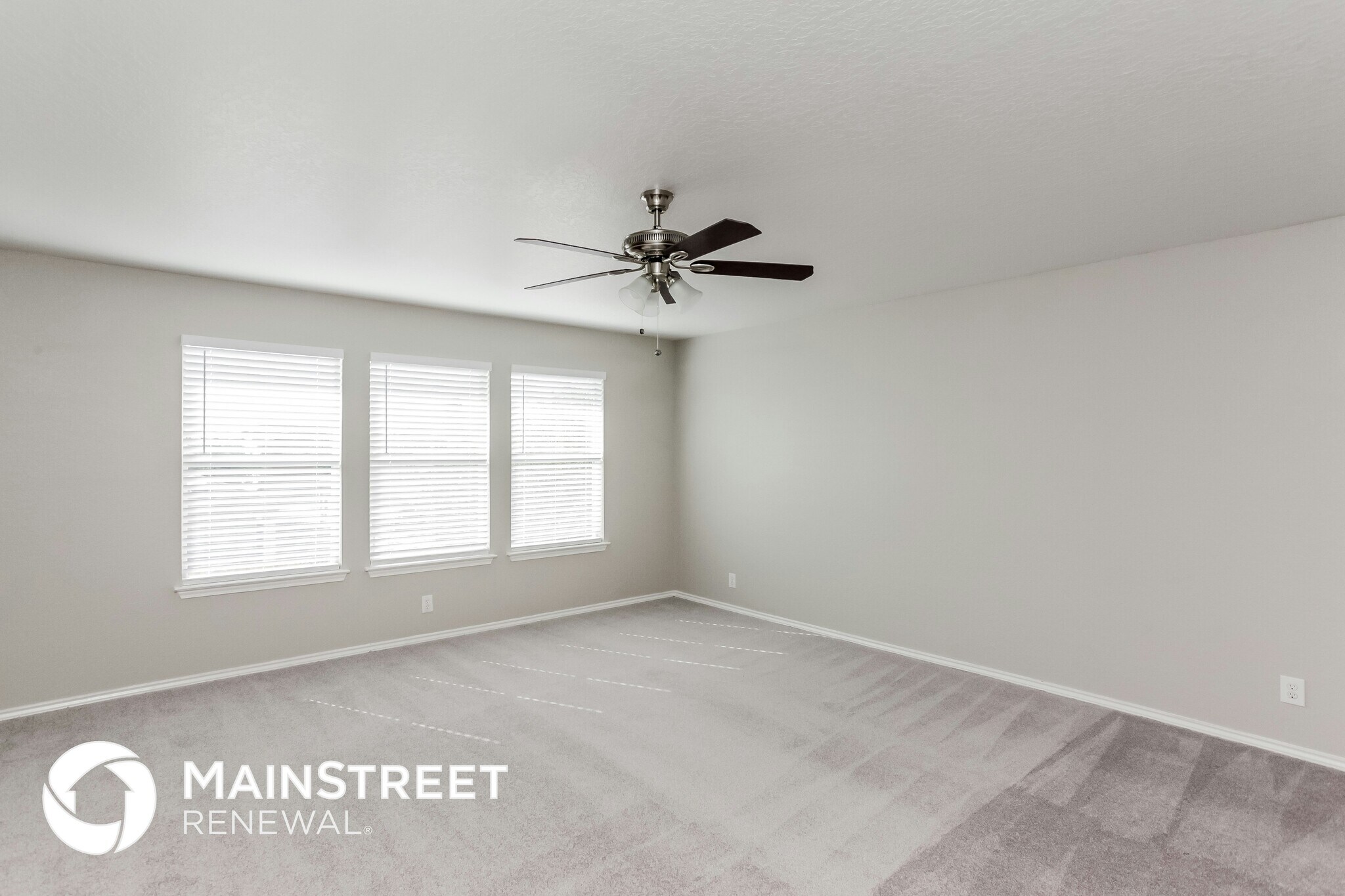 Building Photo - 121 Angus Way