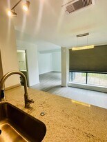 Building Photo - 70 Paddle Boat Ln