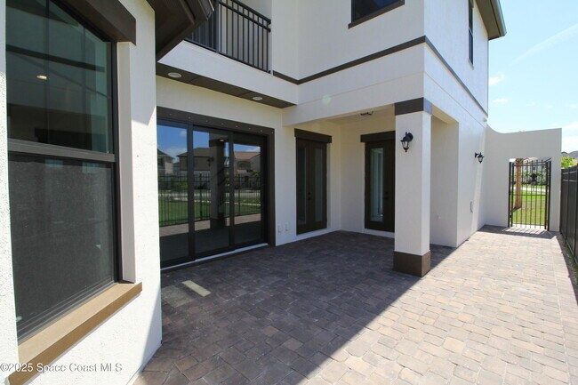 Building Photo - 2485 Musette Aly