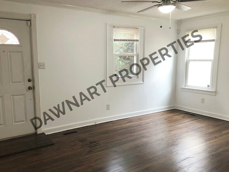 LIVING ROOM- 1 - 106 Sadler Court