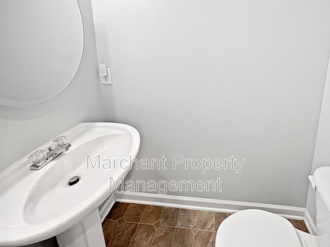 Building Photo - 125 Wild Dogwood Way