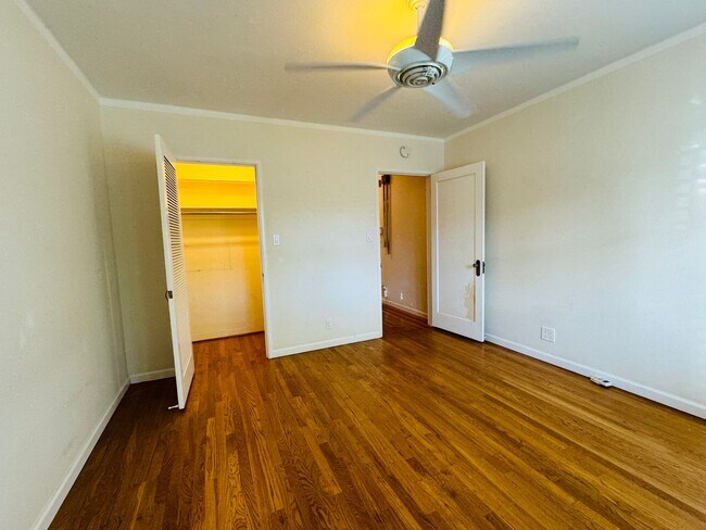 Building Photo - Charming 2 Bed, 2 Bath Home near UOP