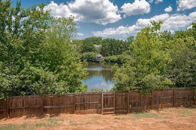 Building Photo - Coing Soon 2/25/26) Impressive 4 Bed, 3 Bath with Home Office!