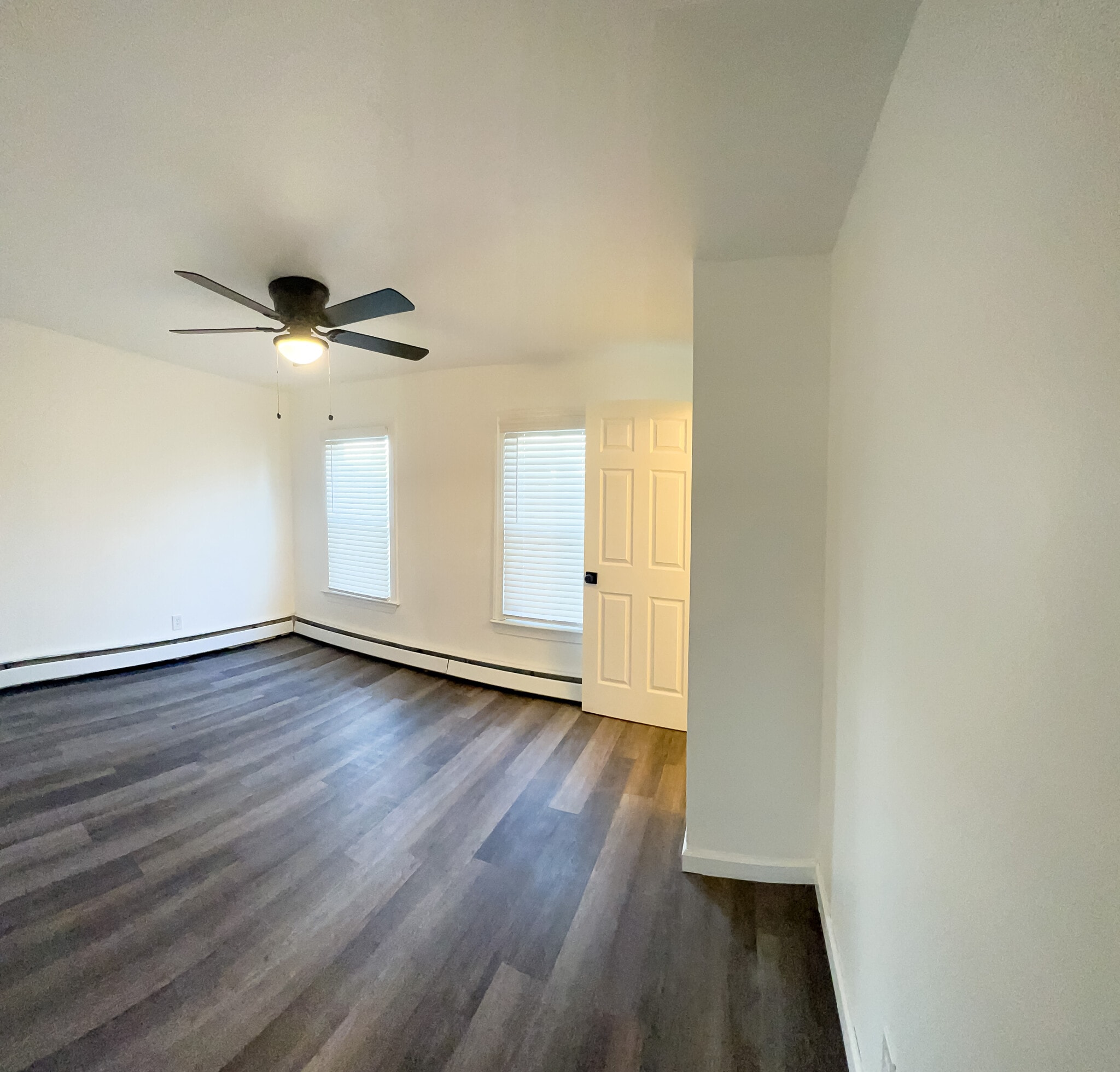 Building Photo - 239 William St