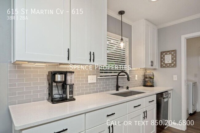 Building Photo - 615 St Martin Cove