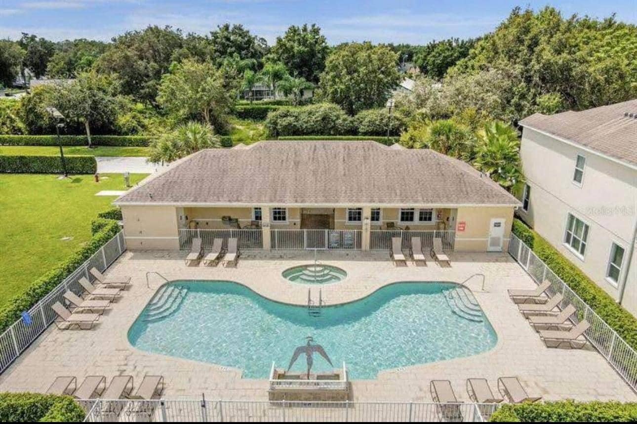 Building Photo - 1711 Retreat Cir