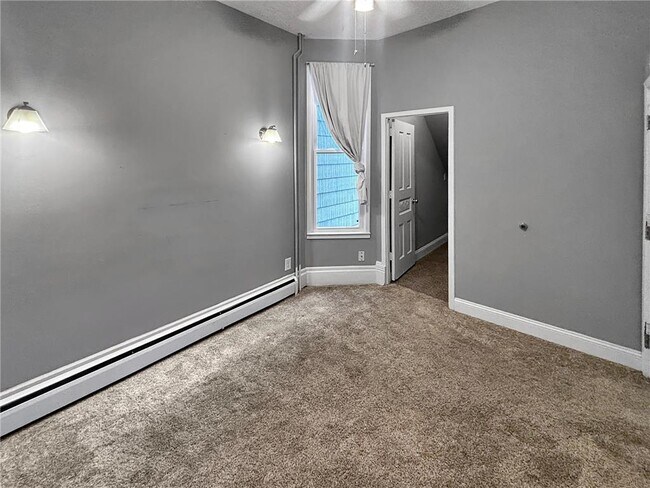 Building Photo - 417 Mt Ida St