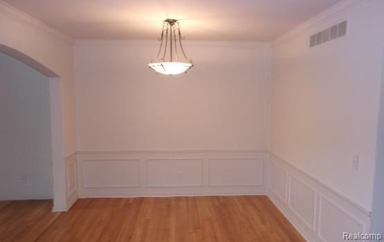 Building Photo - 161 Allenhurst Ave