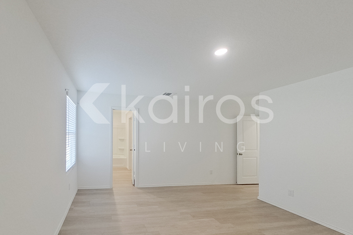 Building Photo - 4105 Waterfall Cv