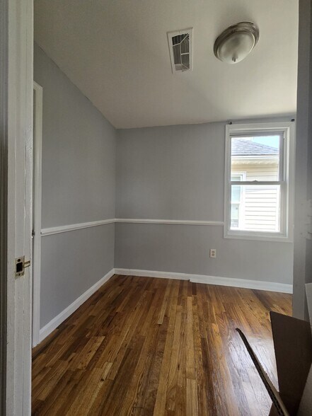 Building Photo - 528 Magnolia Ave