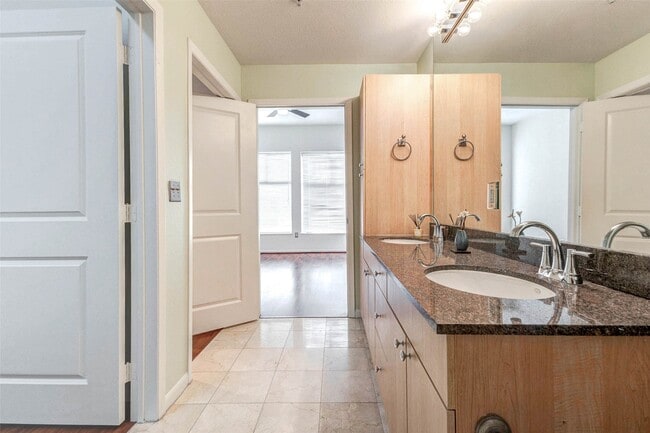 Building Photo - 3505 Sage Rd