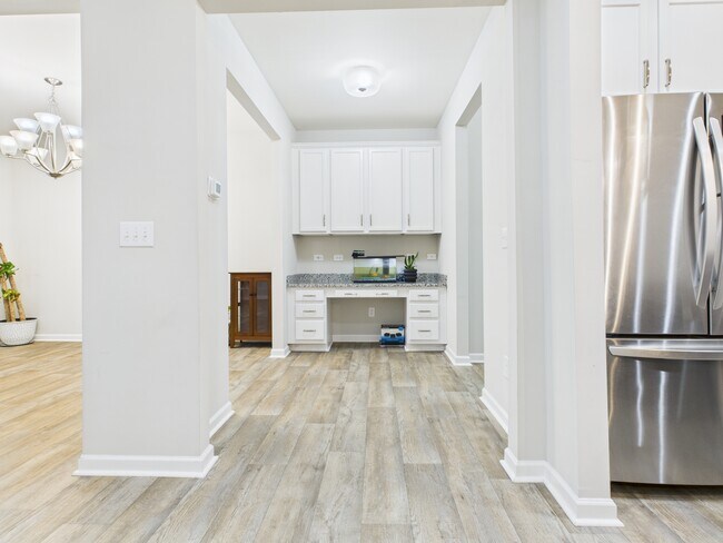 Building Photo - 5939 River Mdw Ct