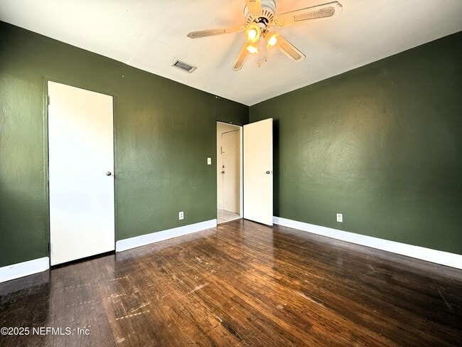 Building Photo - 3602 Riverside Ave