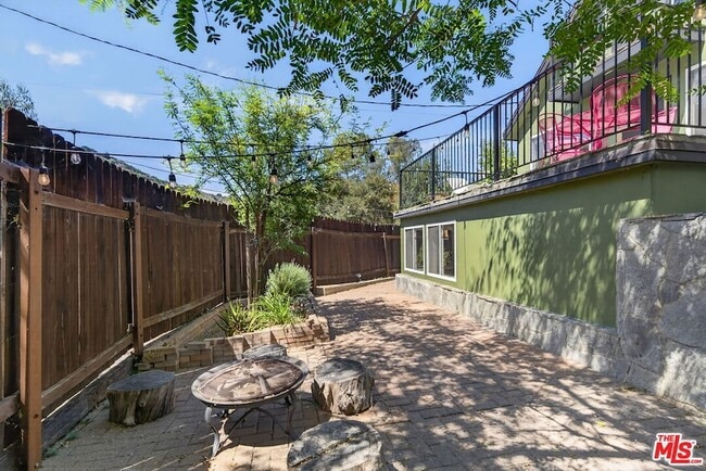 Building Photo - 21549 Summit Trail