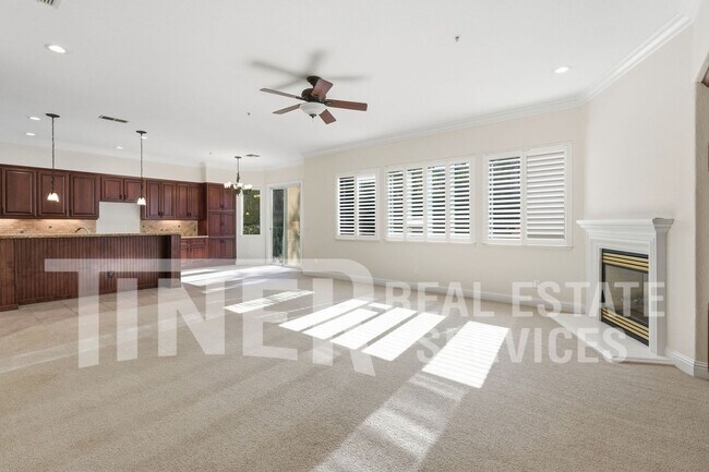 Building Photo - 4616 Gatwick Way