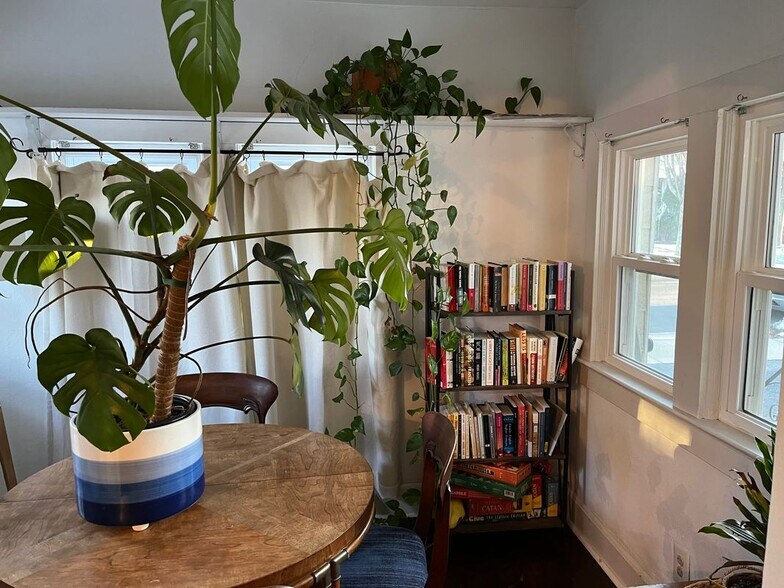 Building Photo - 85 Birch Ave