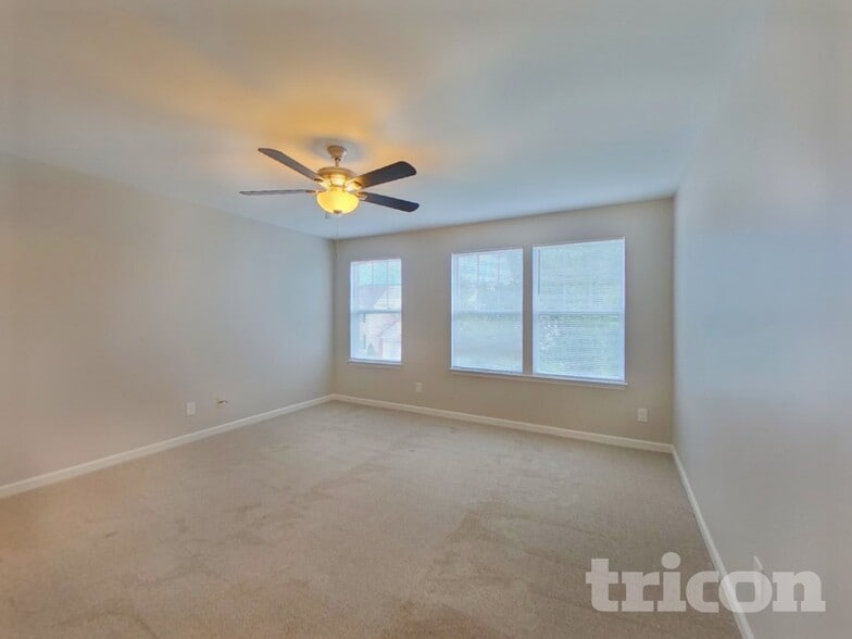Building Photo - 515 Rook Rd