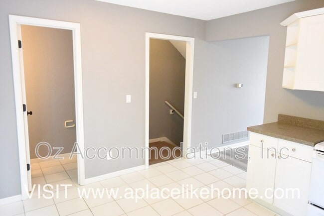 Building Photo - 4530 NW 57th St