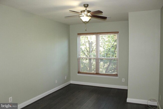 Building Photo - 1580 Spring Gate Dr.