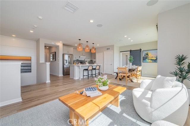 Building Photo - 209 Niebla Ln