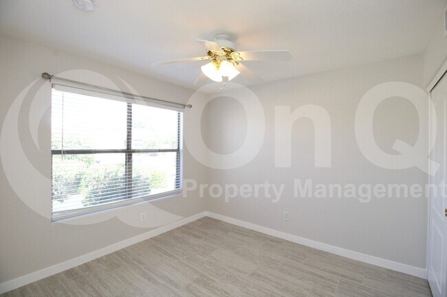 Building Photo - 22633 N Hance Blvd