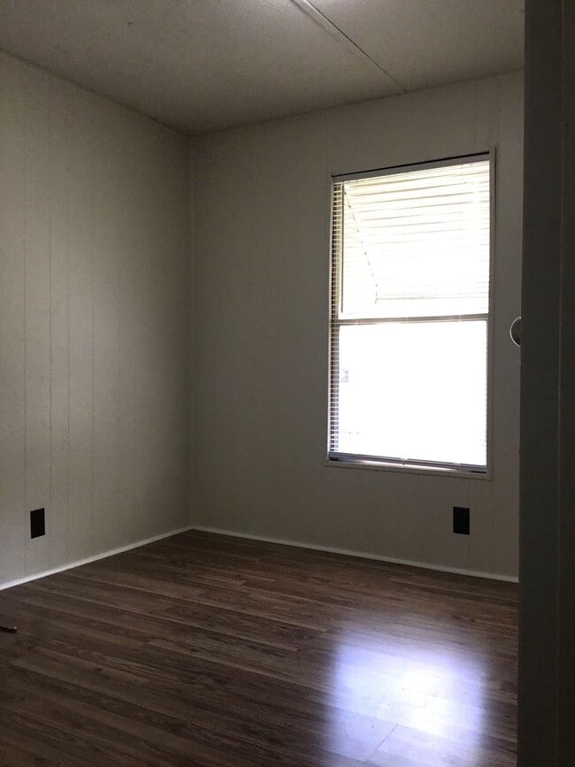 Building Photo - 3-Bedroom, 1.5 Bathroom Home in Union, SC