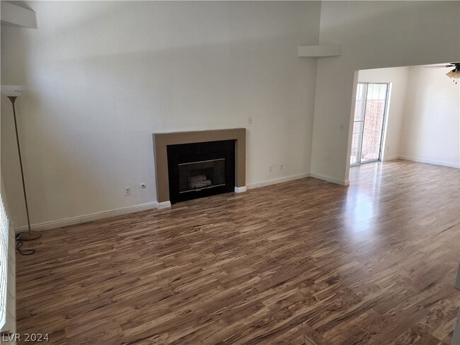 Building Photo - 8417 Sewards Bluff Ave