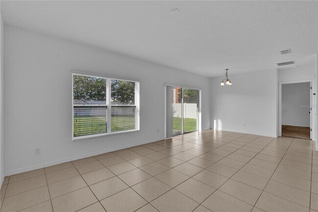 Building Photo - 465 Ogelthorpe Dr