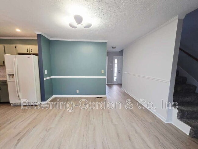 Building Photo - 5210 Village Way