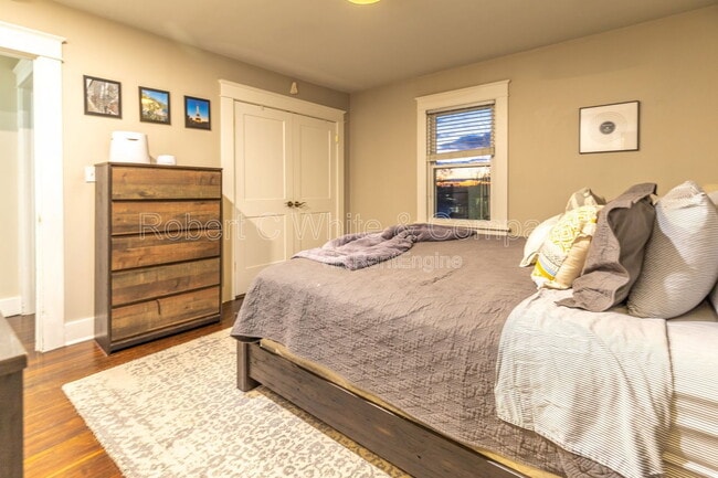 Building Photo - 15 Emerson St