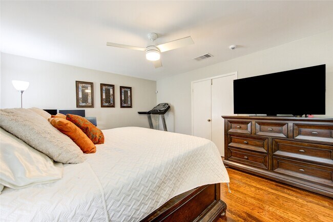 Building Photo - 12147 Ella Lee Ln