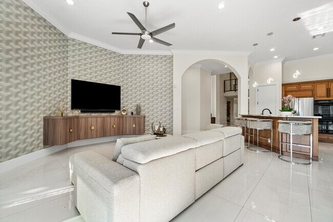 Building Photo - 15872 Double Eagle Trail