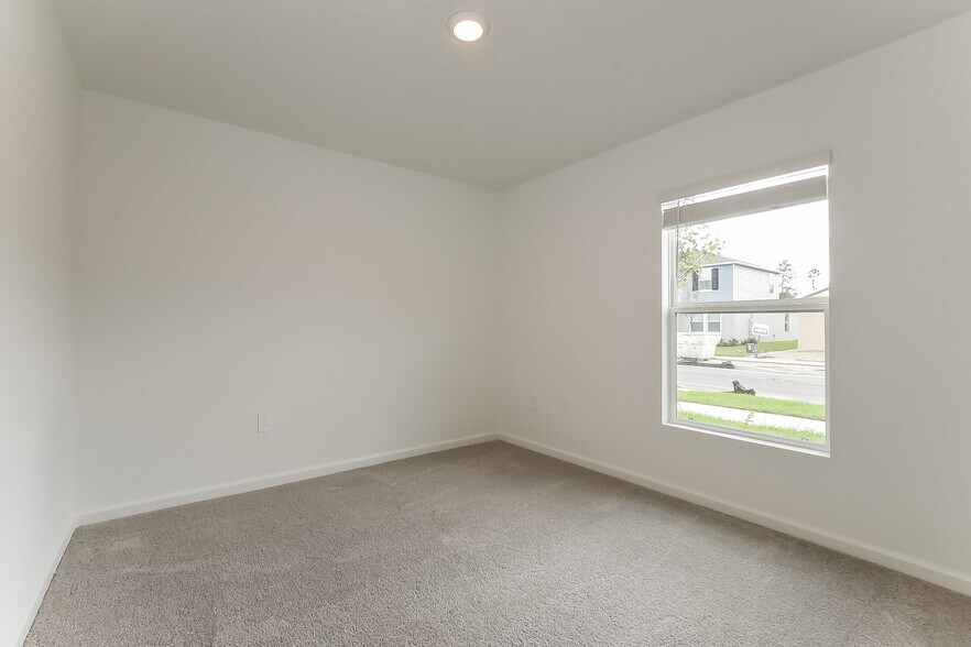 Building Photo - 1370 Inkberry Cir