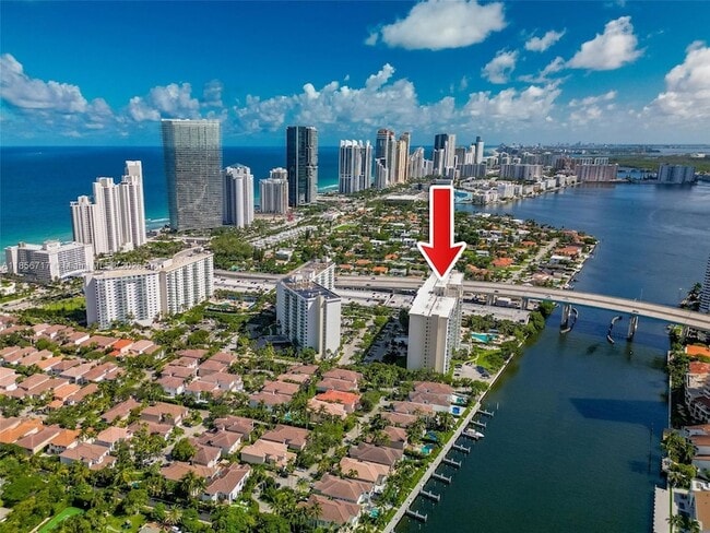 Building Photo - 19390 Collins Ave