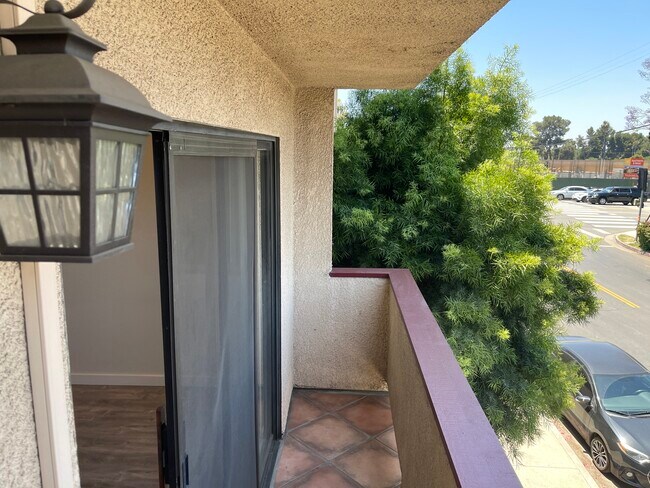 Building Photo - 4750 SEPULVEDA Blvd
