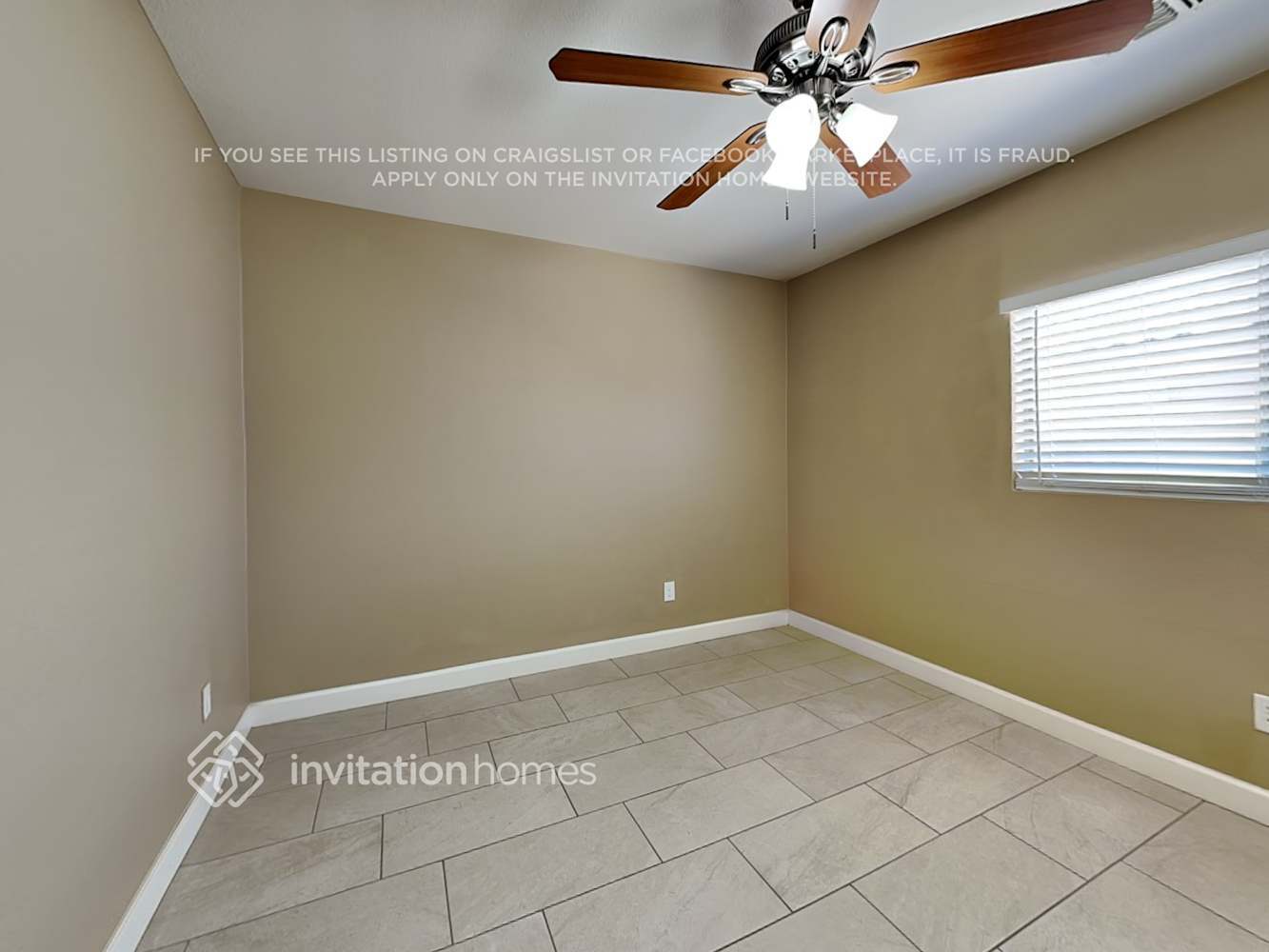Building Photo - 15709 W Watson Ln